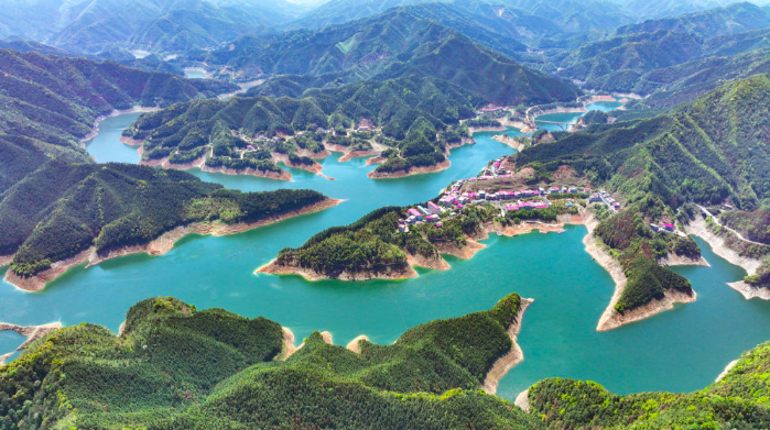 湖南祁阳水清岸绿生态美